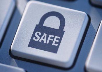 SafeLine.gr: 8.571 καταγγελίες για υλικό παιδικής κακοποίησης