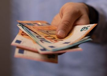 Επιταγή ακρίβειας: Πότε θα γίνουν οι ανακοινώσεις